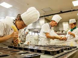 image Les Roches cuisine Réservation dîner ViP (Valpic Important Person) 18 OCTOBRE à partir de 19h15 au restaurant de l'Ecole Hôtelière LES ROCHES à Bluche